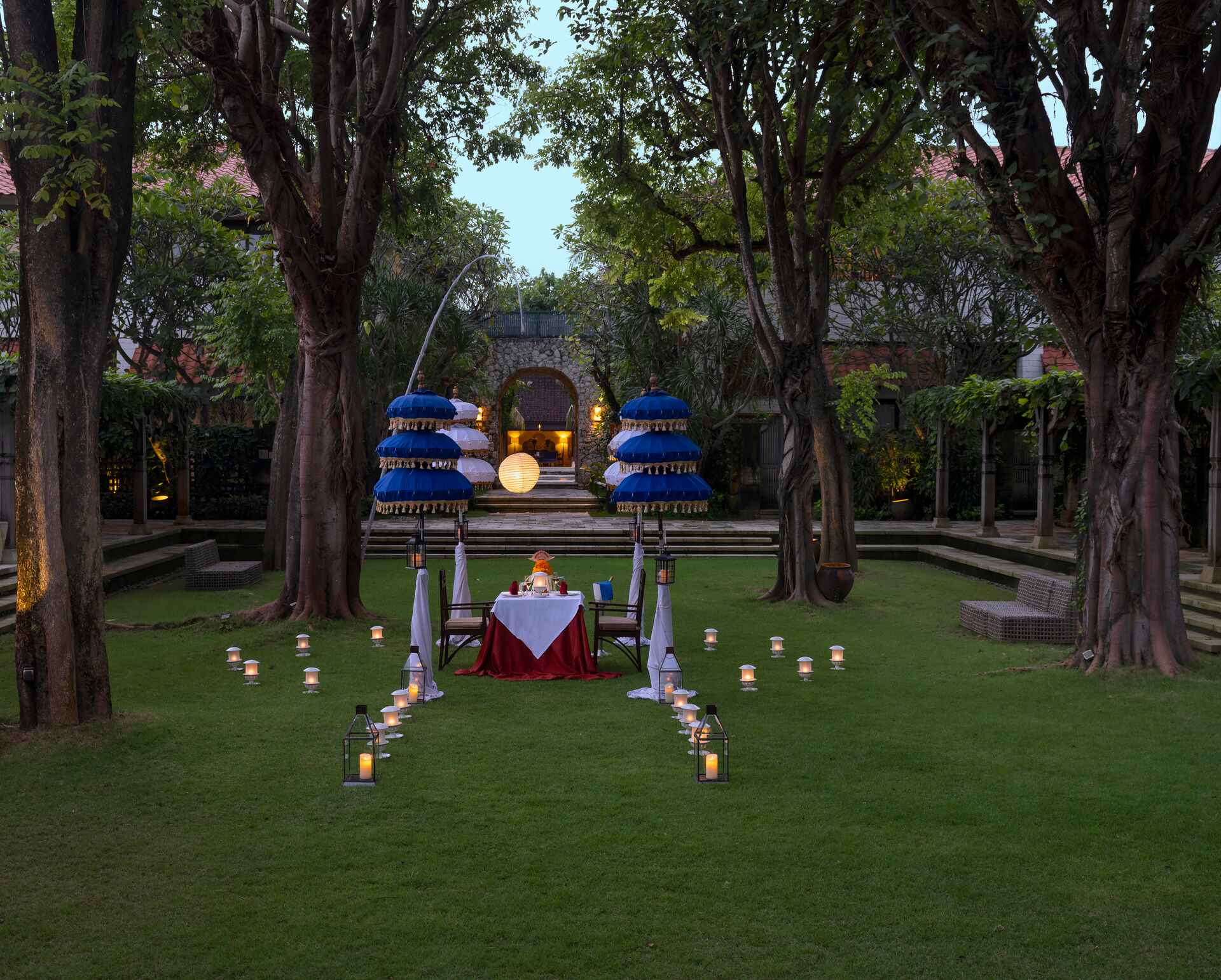 Sudamala Resort, Sanur — Romantic Candle Dinner