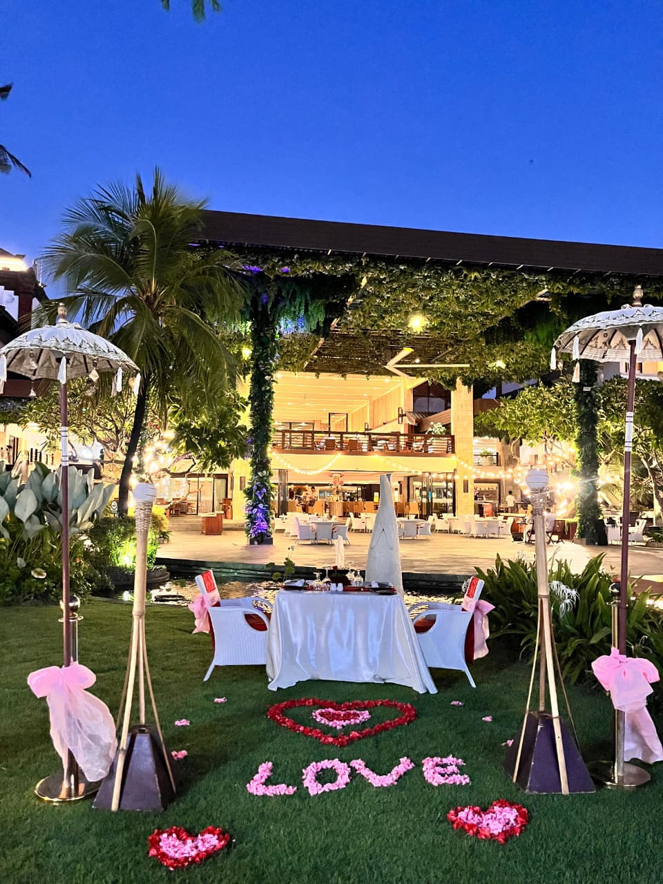 Discovery Kartika Plaza — Romantic Indian Candle Light Dinner