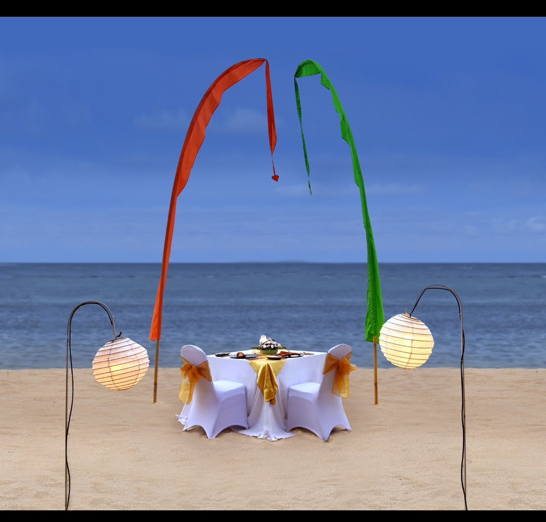 Nusa Dua Beach Hotel — Romantic Indian Candle Light Dinner